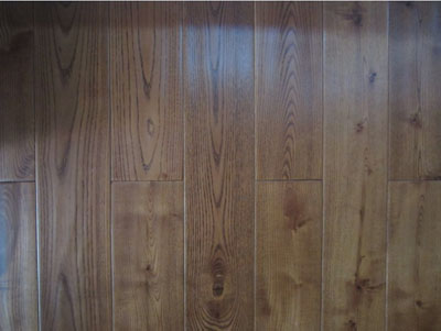 ����ľ�¹�